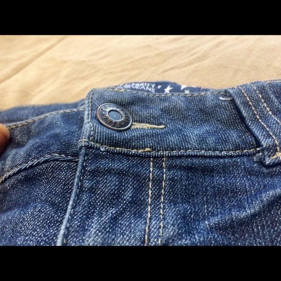 Denim Shorts Celebrity Pink Size 7 Low Waisted - Picture 3 of 5